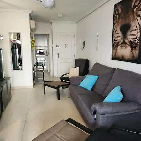 2 Bed Penthouse Close To The *