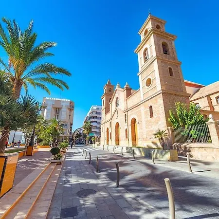 Διαμέρισμα 2 Bed Penthouse Close To The *
