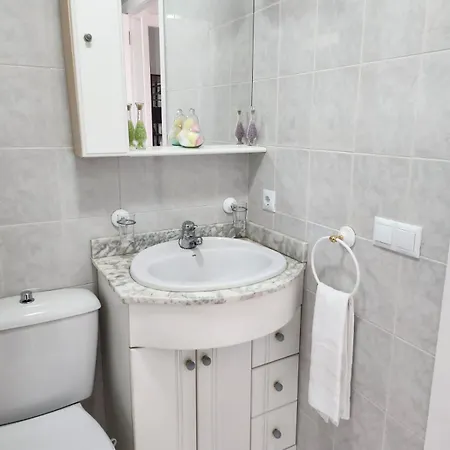 2 Bed View Penthouse Close To The טורבייחה