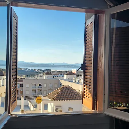 2 Bed View Penthouse Close To The טורבייחה